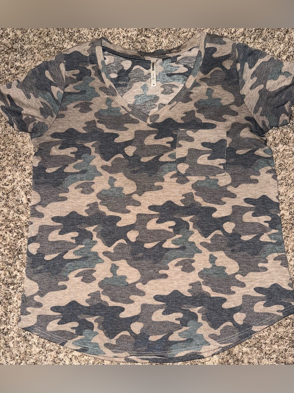 Tresics Camouflage V-Neck Short Sleeved T-shirt